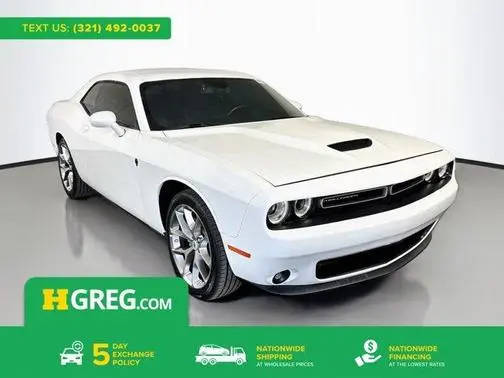 2022 Dodge Challenger GT RWD photo