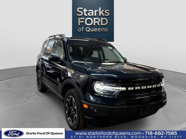 2023 Ford Bronco Sport Outer Banks 4WD photo