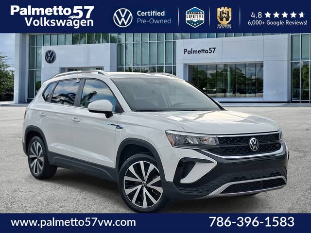2023 Volkswagen Taos SE FWD photo