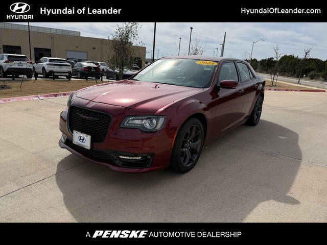2023 Chrysler 300 300S RWD photo