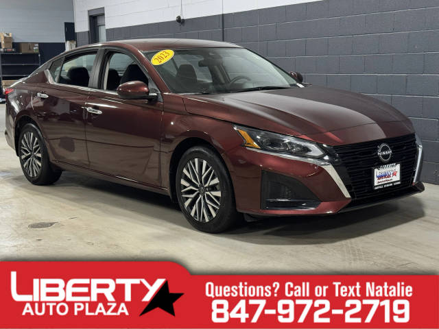 2023 Nissan Altima 2.5 SV AWD photo