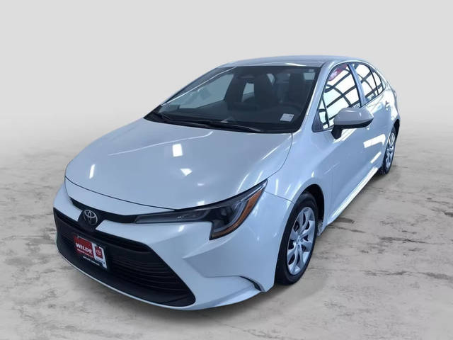 2023 Toyota Corolla LE FWD photo