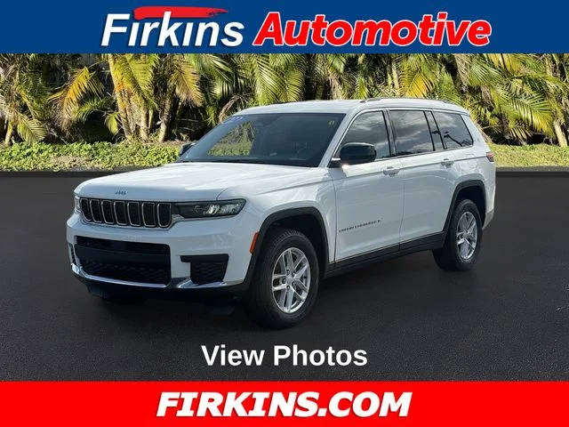 2022 Jeep Grand Cherokee L Laredo 4WD photo