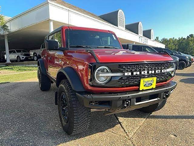 2023 Ford Bronco 4 Door Wildtrak 4WD photo
