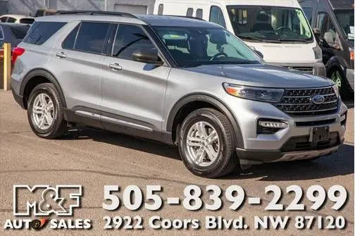 2022 Ford Explorer XLT 4WD photo