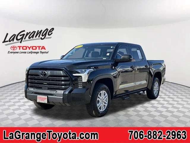 2023 Toyota Tundra SR5 4WD photo
