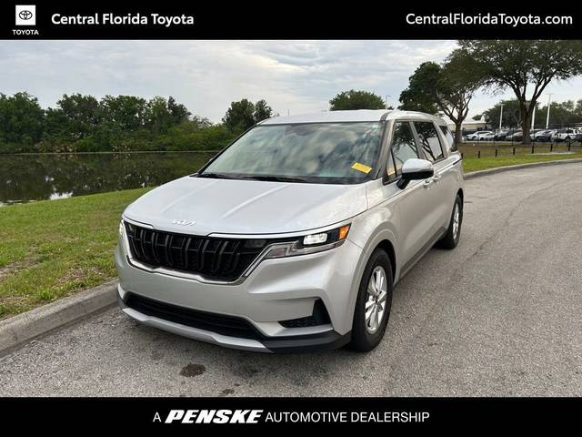 2023 Kia Carnival LX FWD photo
