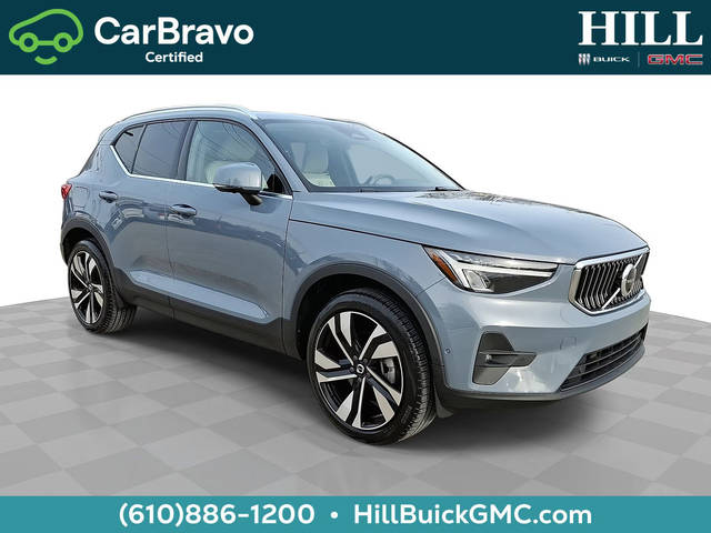 2023 Volvo XC40 Ultimate Bright Theme AWD photo