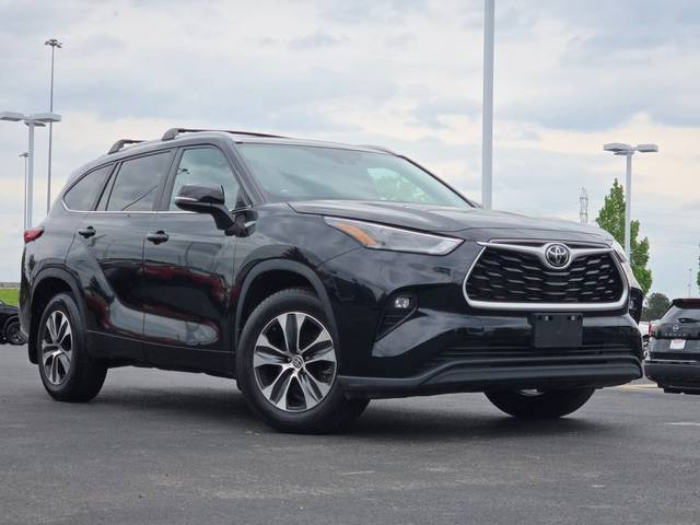 2023 Toyota Highlander XLE AWD photo