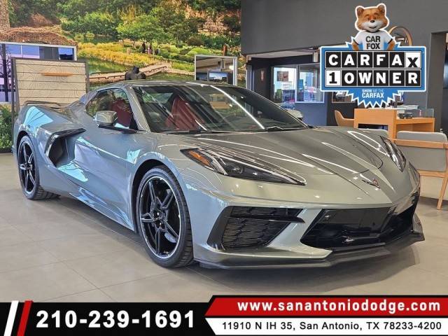 2023 Chevrolet Corvette 2LT RWD photo