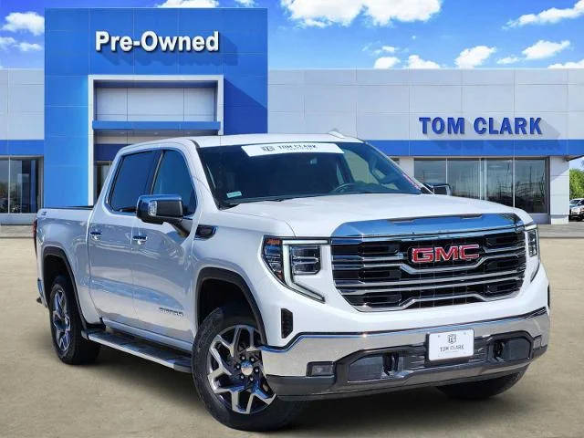 2023 GMC Sierra 1500 SLT 4WD photo
