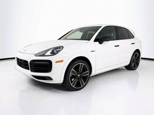 2023 Porsche Cayenne Platinum Edition E-Hybrid AWD photo