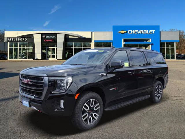 2023 GMC Yukon XL AT4 4WD photo