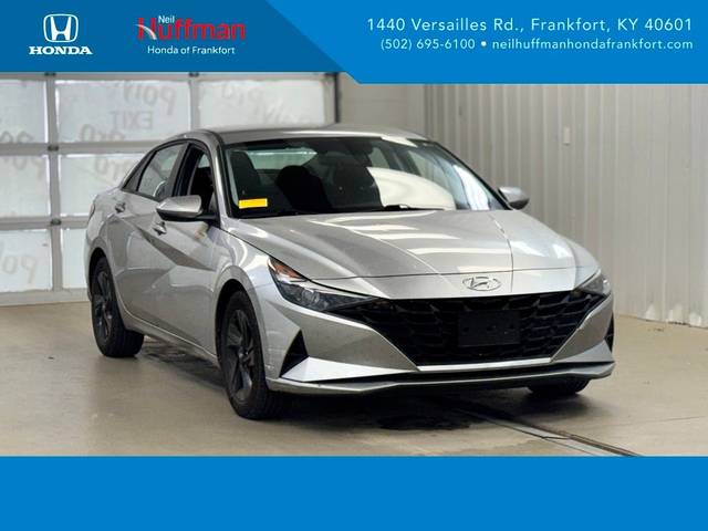 2021 Hyundai Elantra SEL FWD photo