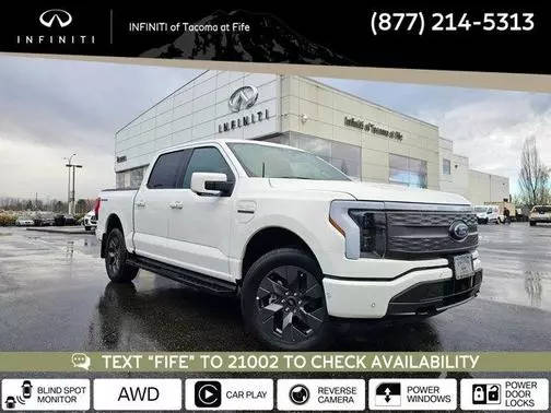 2022 Ford  LARIAT AWD photo