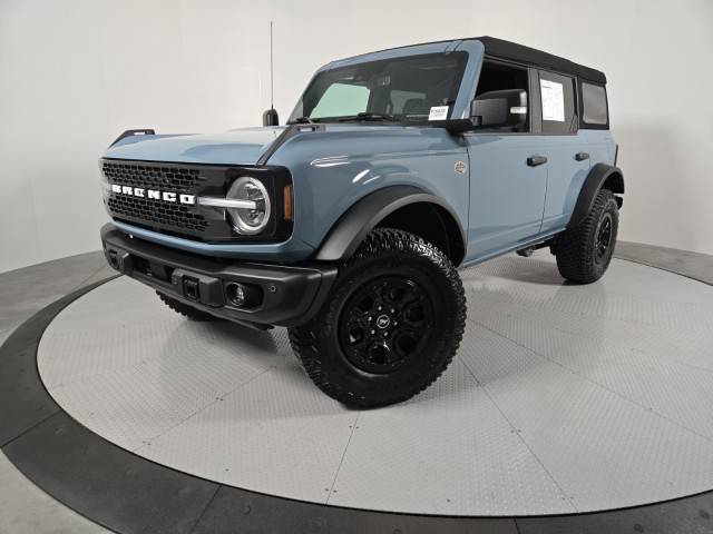 2023 Ford Bronco 4 Door Wildtrak 4WD photo