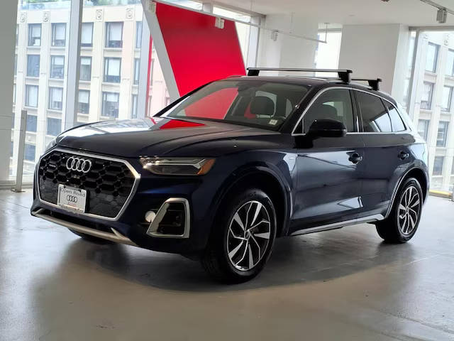 2023 Audi Q5 S line Premium AWD photo