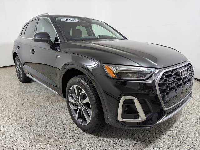 2023 Audi Q5 S line Premium AWD photo