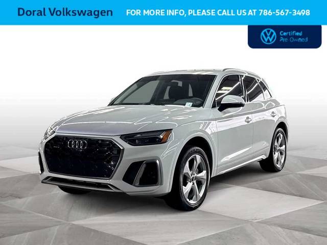 2023 Audi Q5 S line Premium Plus AWD photo