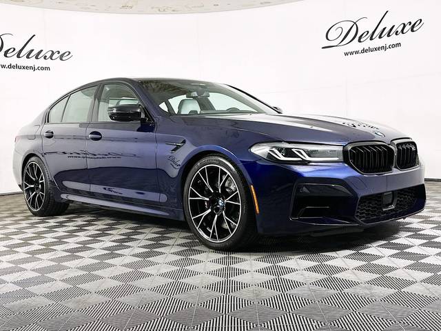 2023 BMW M5  AWD photo