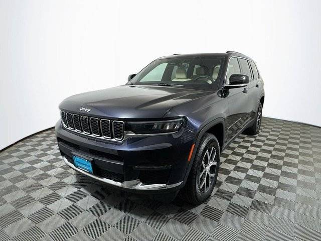 2023 Jeep Grand Cherokee L Limited 4WD photo