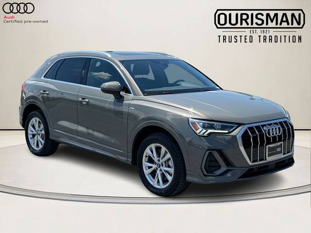 2023 Audi Q3 S line Premium AWD photo