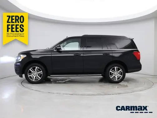 2023 Ford Expedition XLT 4WD photo