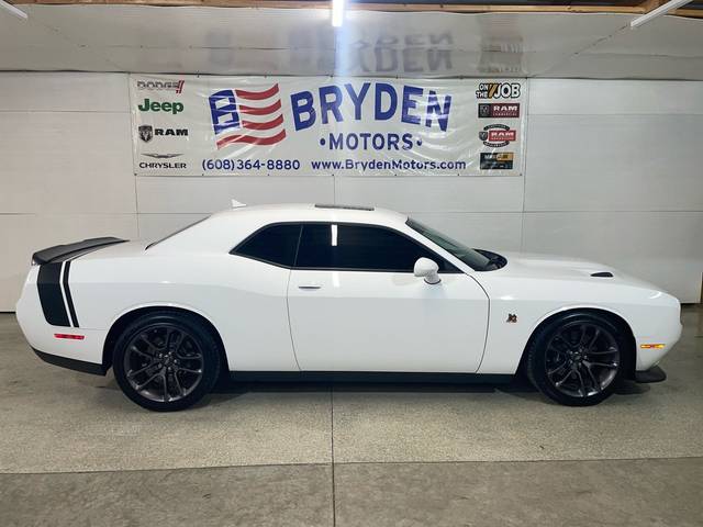 2023 Dodge Challenger R/T Scat Pack RWD photo