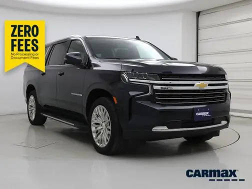 2023 Chevrolet Suburban LT 4WD photo