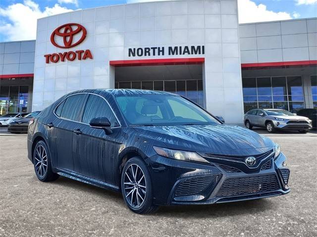 2023 Toyota Camry SE FWD photo