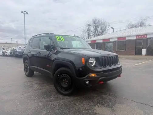 2023 Jeep Renegade Trailhawk 4WD photo