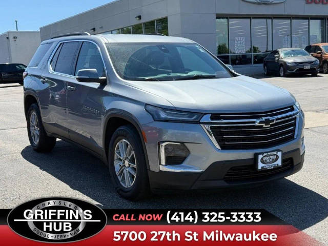 2023 Chevrolet Traverse LT Leather AWD photo