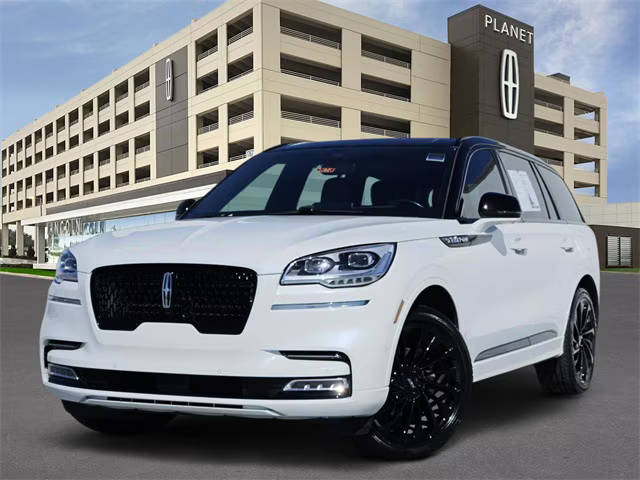 2023 Lincoln Aviator Black Label AWD photo