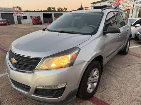 2015 Chevrolet Traverse LS FWD photo