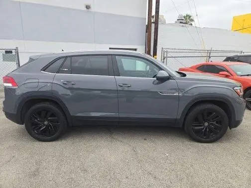 2023 Volkswagen Atlas Cross Sport 2.0T SE w/Technology AWD photo