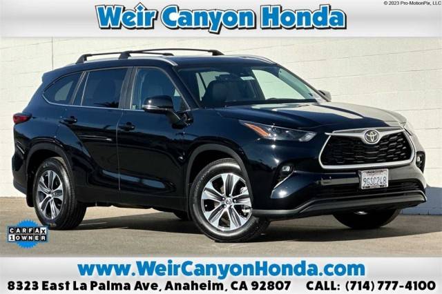 2023 Toyota Highlander XLE FWD photo