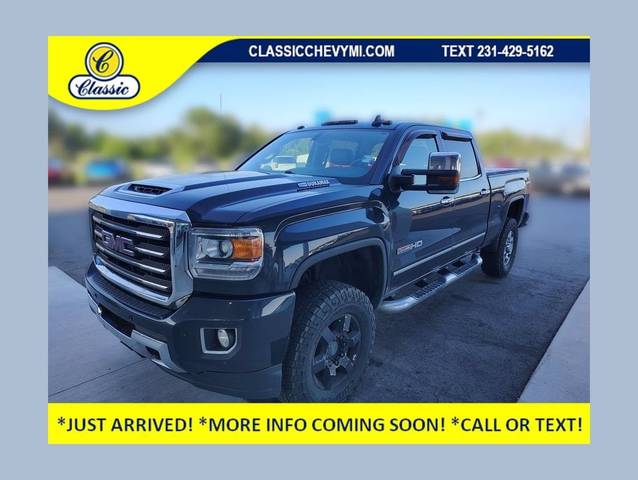 2017 GMC Sierra 2500HD SLT 4WD photo