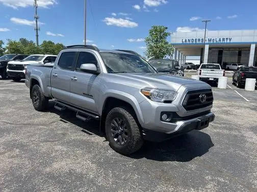 2021 Toyota Tacoma SR5 4WD photo
