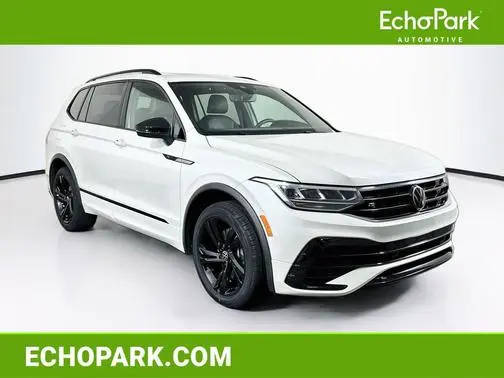 2023 Volkswagen Tiguan SE R-Line Black FWD photo