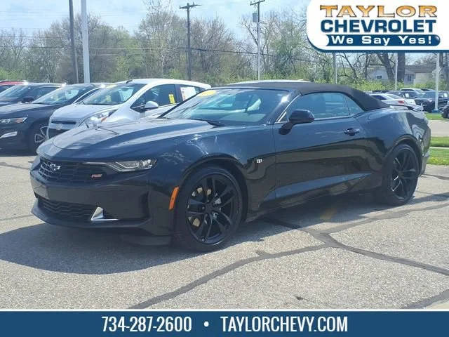 2023 Chevrolet Camaro 1LT RWD photo