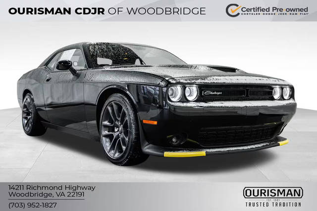 2023 Dodge Challenger R/T RWD photo