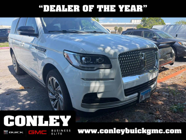 2023 Lincoln Navigator Reserve 4WD photo