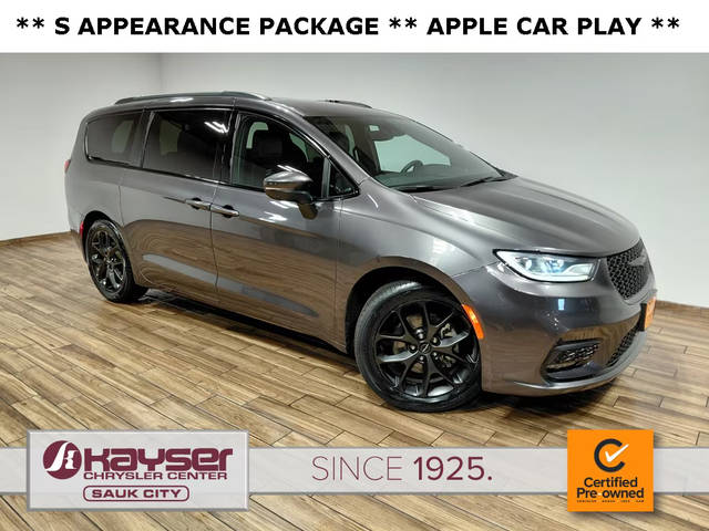 2023 Chrysler Pacifica Minivan Touring L FWD photo