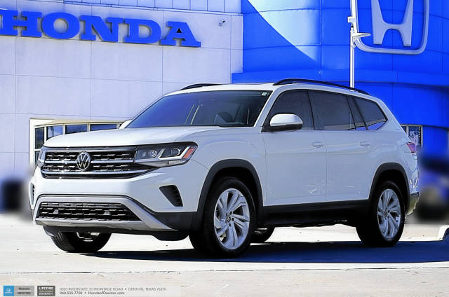 2023 Volkswagen Atlas 3.6L V6 SE w/Technology FWD photo