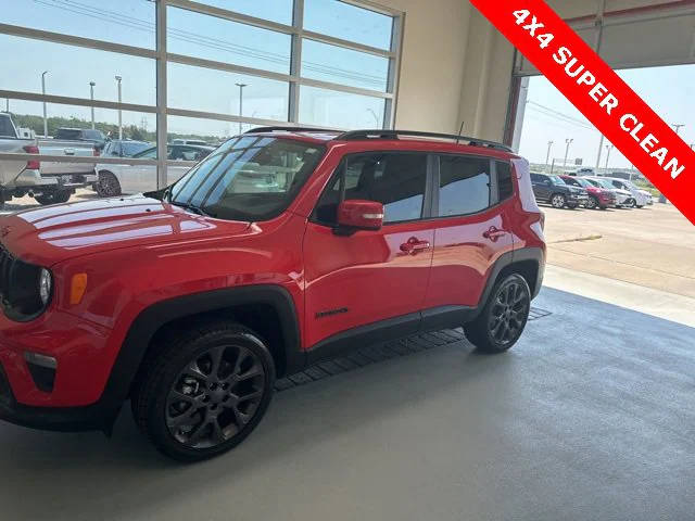 2023 Jeep Renegade (RED) Edition 4WD photo