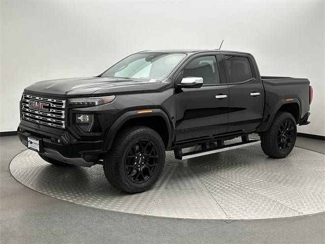 2023 GMC Canyon 4WD Denali 4WD photo