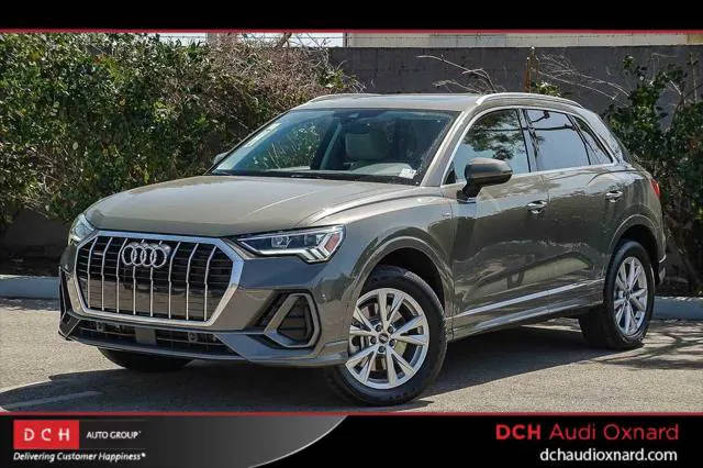 2023 Audi Q3 S line Premium AWD photo