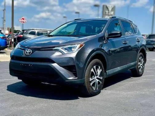 2016 Toyota RAV4 LE AWD photo