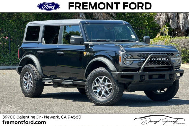 2023 Ford Bronco 4 Door Badlands 4WD photo