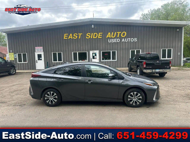 2021 Toyota Prius Prime LE FWD photo